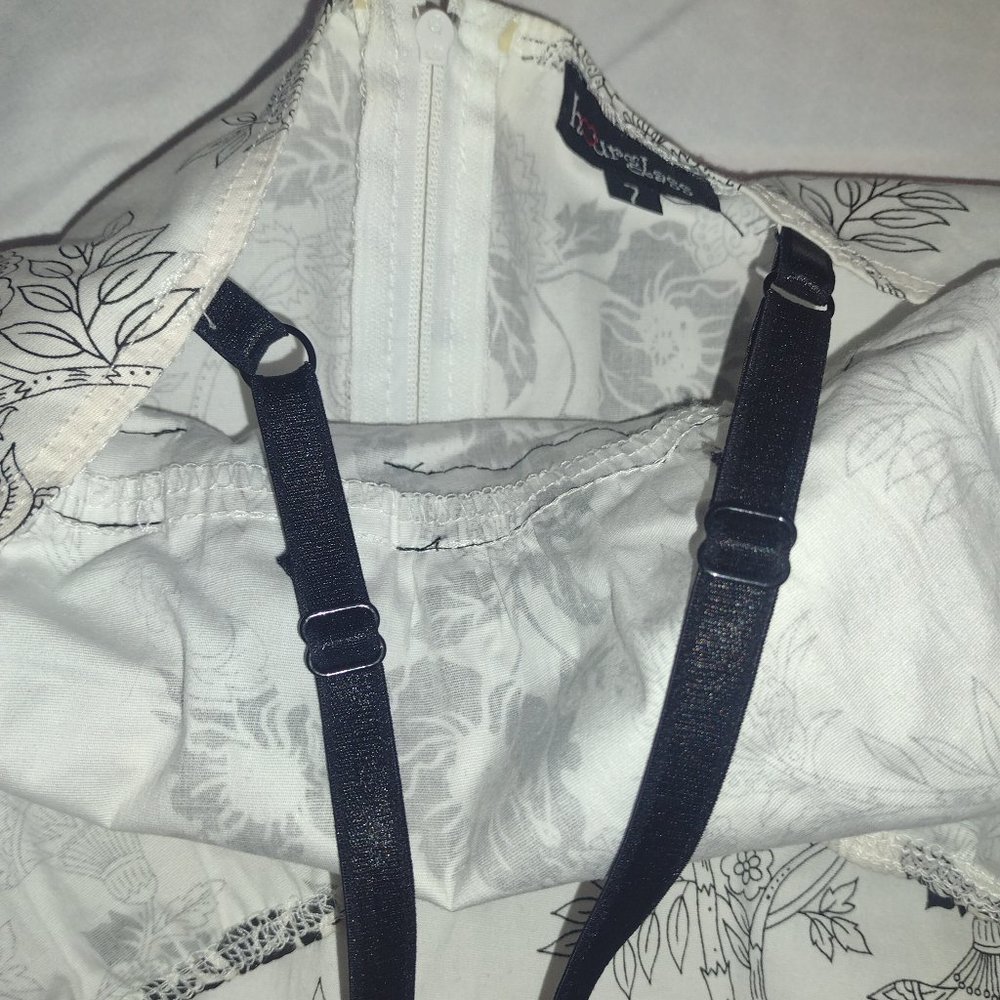 Dress - Picture 9 of 9